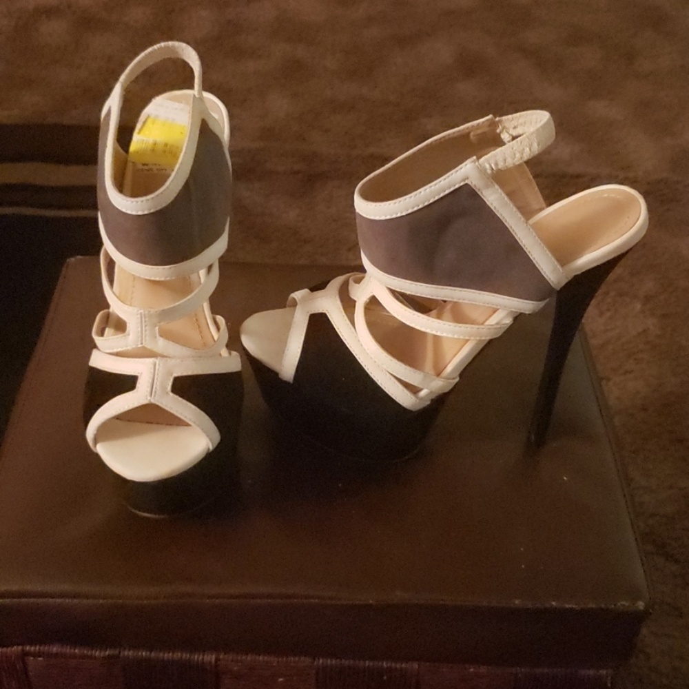 Color block Heels - Picture 4 of 8